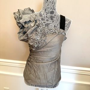 Nicole Miller Women’s one shoulder beaded Blouse - 8